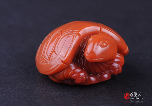 南红玛瑙极品雕件长龟寿