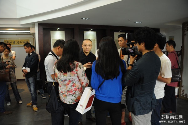 南红专业委员会副会长李栋就南红投资收藏接受采访