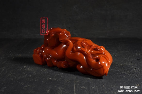 马上封侯 南红精雕摆件