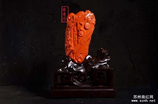 南红玛瑙名家精品雕件“国粹”