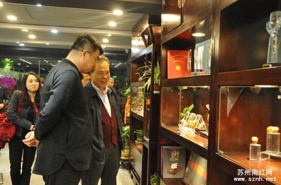 重庆宝玉石产业协会领导莅临指导苏州南红交易中心